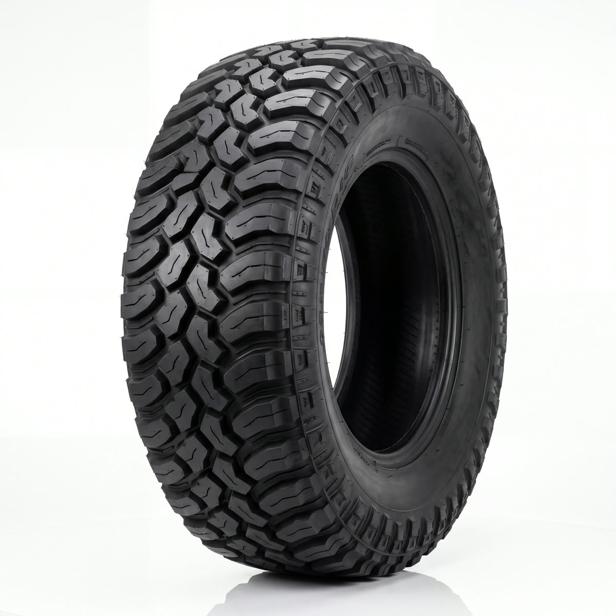 Neumático RoadX 245/70 R17 MT
